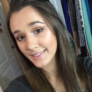 Meet your Posher, Josie